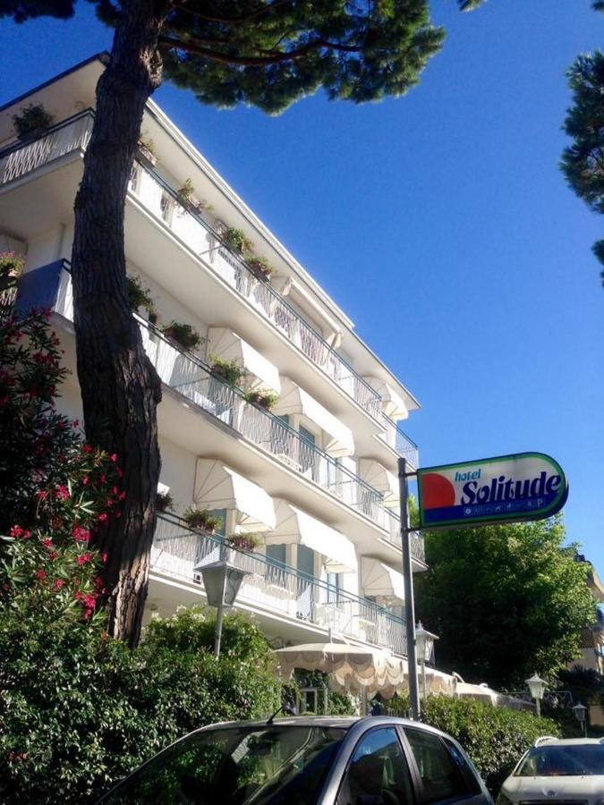 Hotel Solitude Riccione Exterior photo